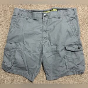 Lee extreme men’s cargo shorts gray